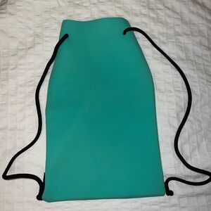 Neoprene Triangl Drawstring Bag - Blue
